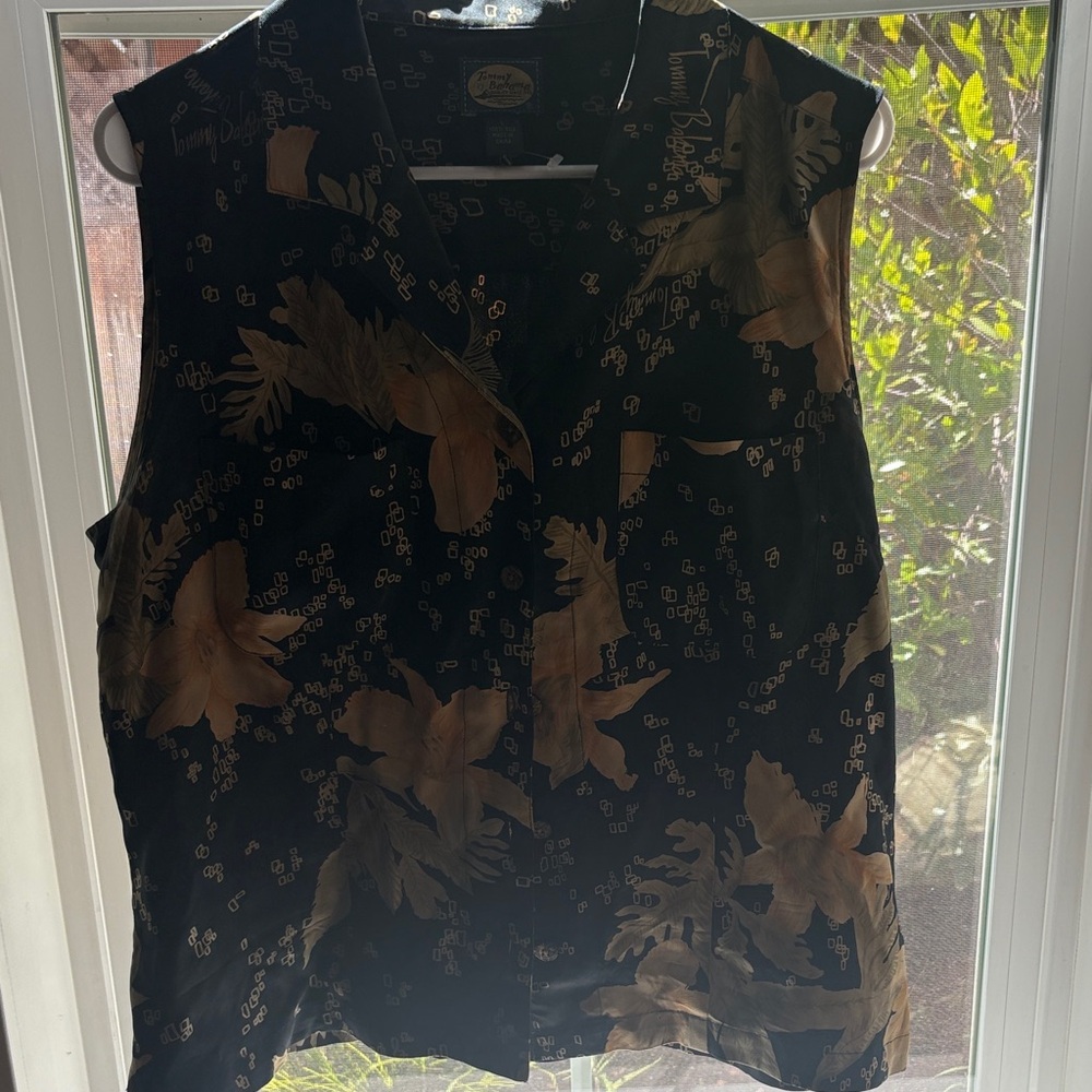 Floral Black and Brown Sleeveless Blouse
